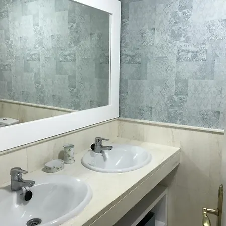 Mi Capricho 9a Beachfront- With Sea View - Costa Del Sol Apartment